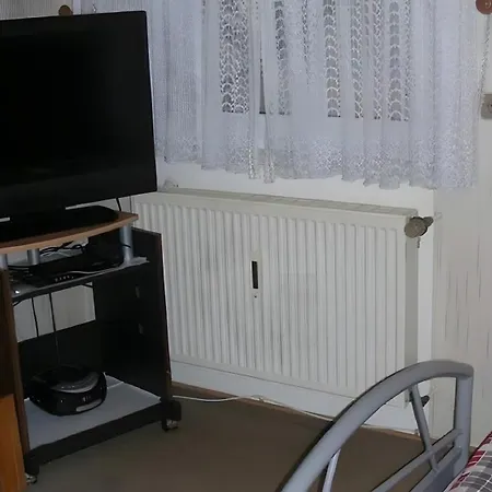 Fuer 4 Personen * كنوزيل